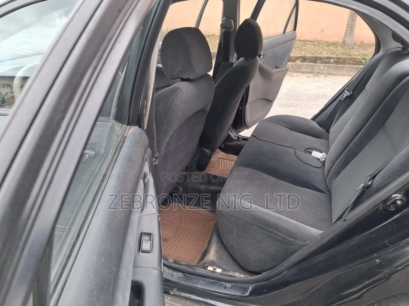 Toyota Corolla 2004 Black
