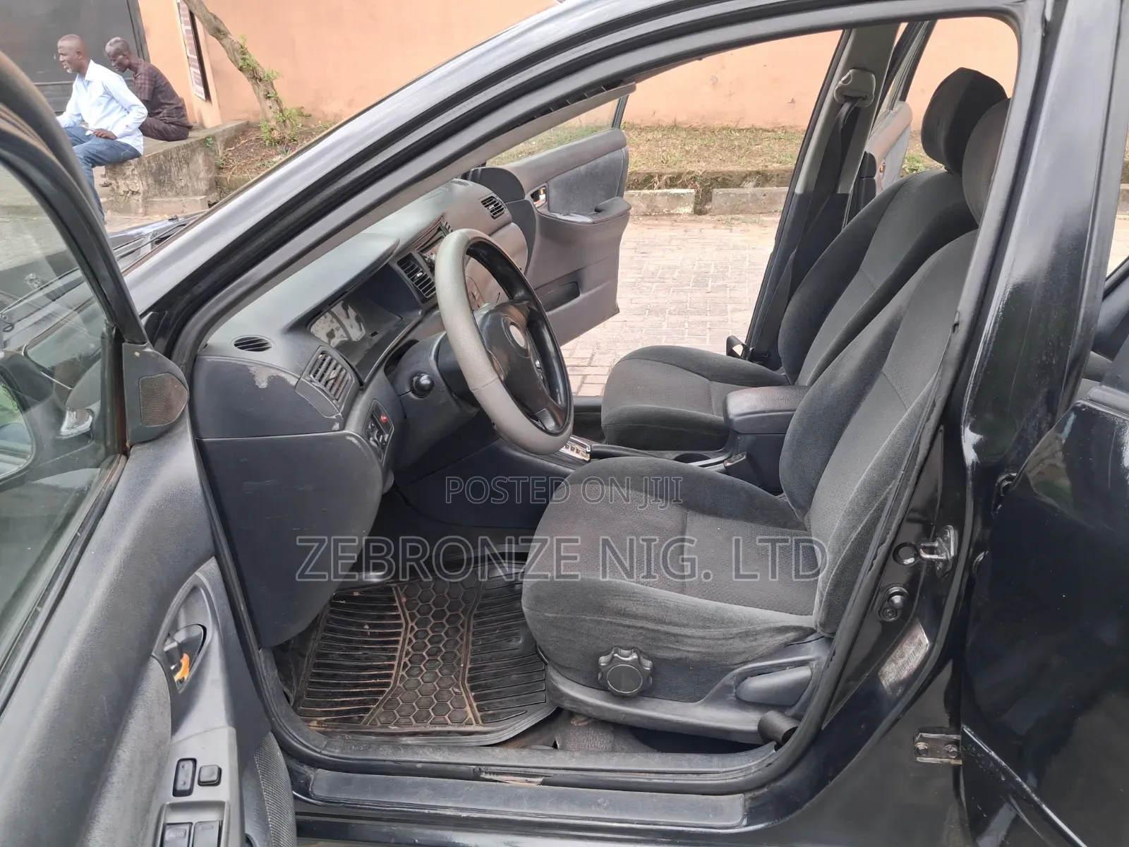 Toyota Corolla 2004 Black