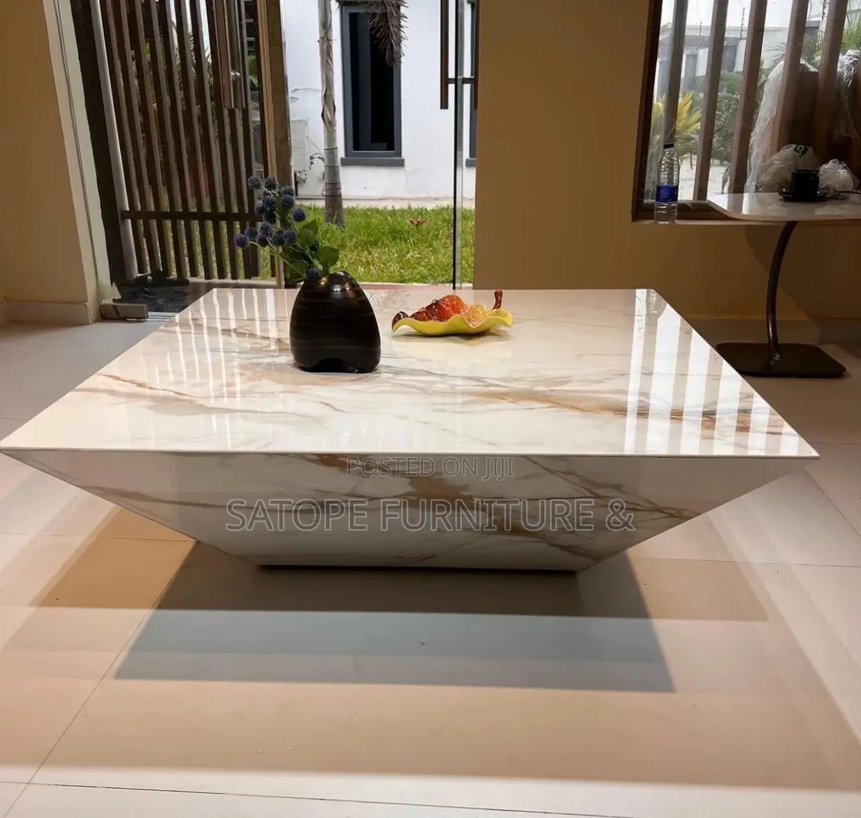 High Quality Luxury Center Table