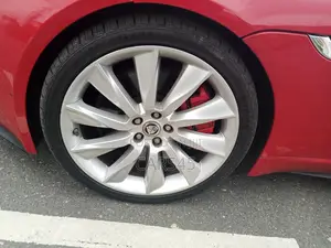 Jaguar F-Type 2014 Red
