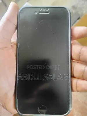Apple iPhone 8 64 GB Black