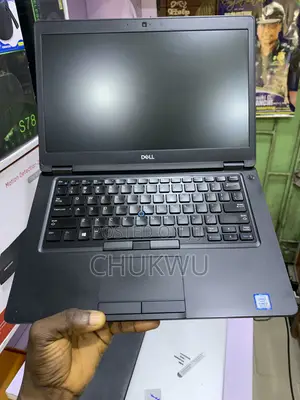 Laptop Dell Latitude 5490 8GB Intel Core i7 SSD 256GB