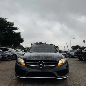 Mercedes-Benz C300 2016 Gray