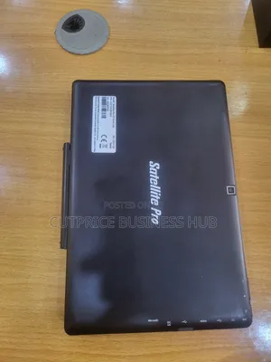 Laptop Toshiba 4GB Intel Celeron SSD 32GB