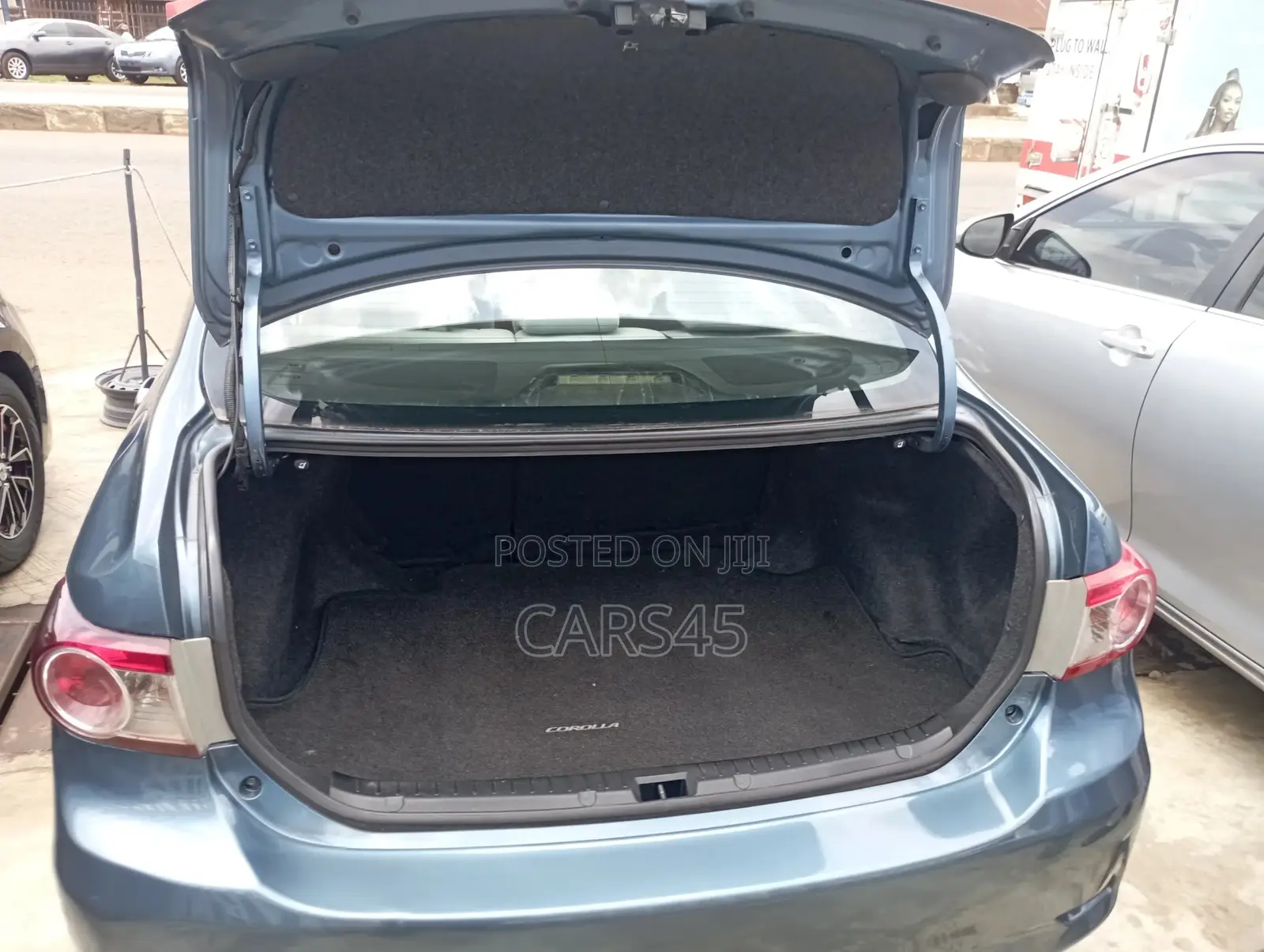 Toyota Corolla 2013 Blue