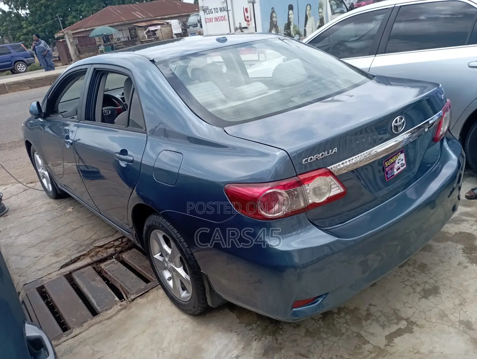 Toyota Corolla 2013 Blue