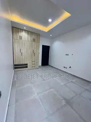 3bdrm Townhouse/Terrace in Abraham Adesanya Estate for sale