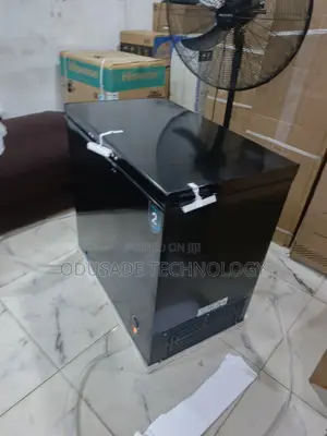 Large Hisense 250SH 189L Chest Freezer