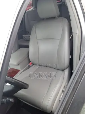 Toyota Highlander Limited 2012 Silver