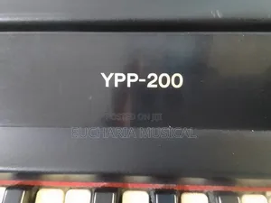 Yamaha YPP-200 Digital Keyboard