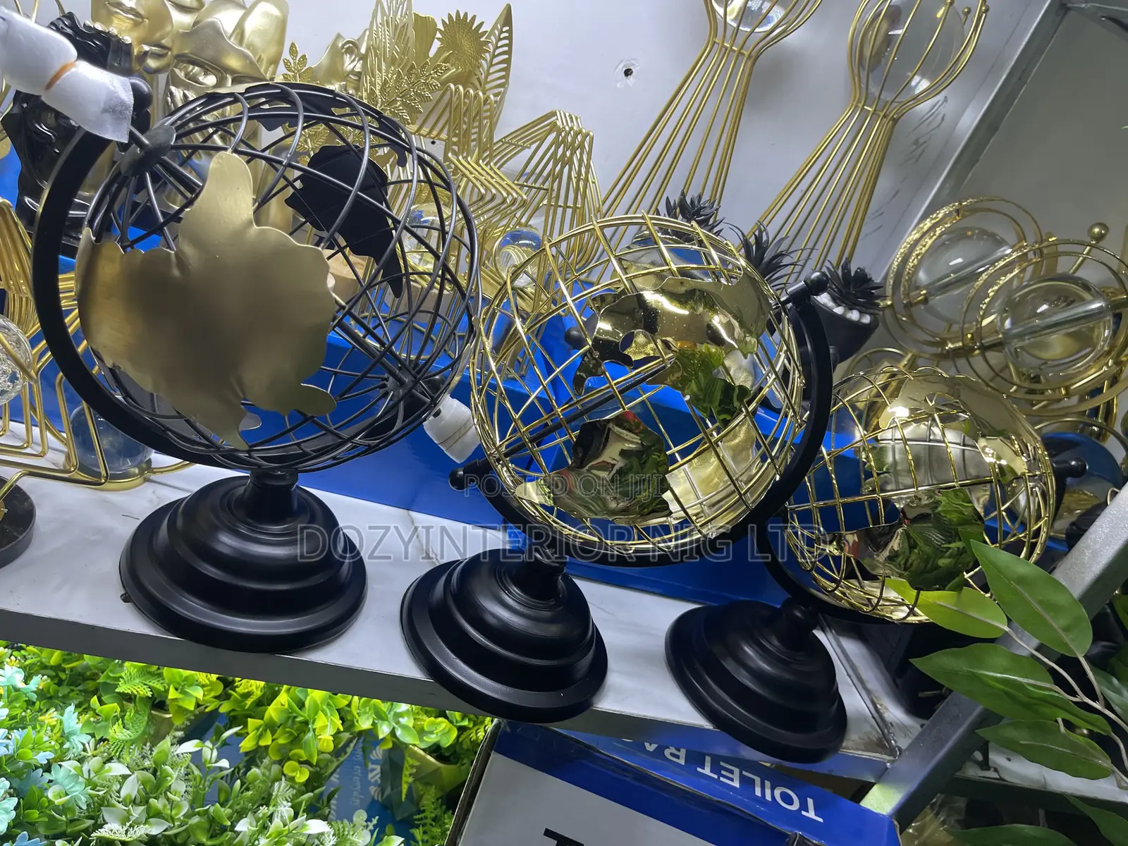 Metal Globe