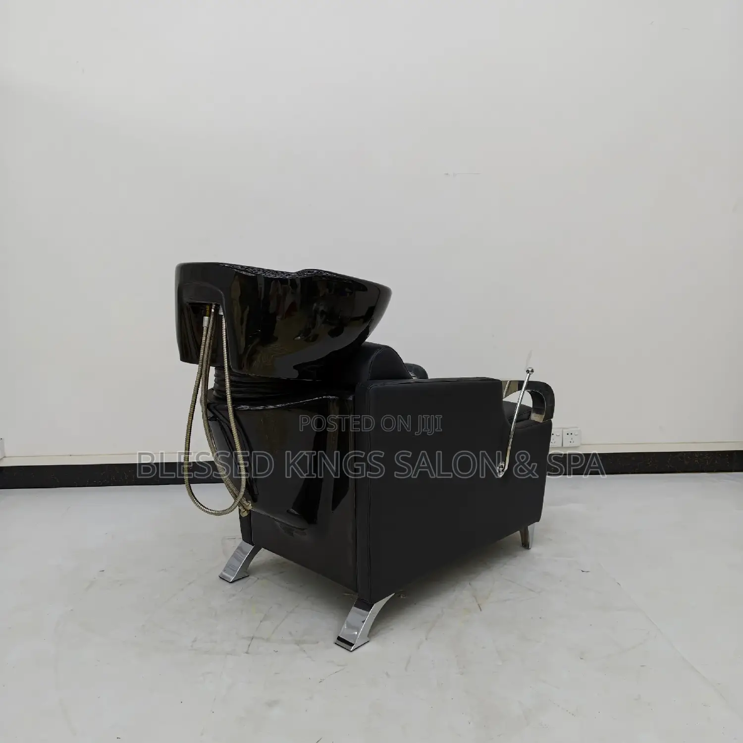 Shampoo Chairs
