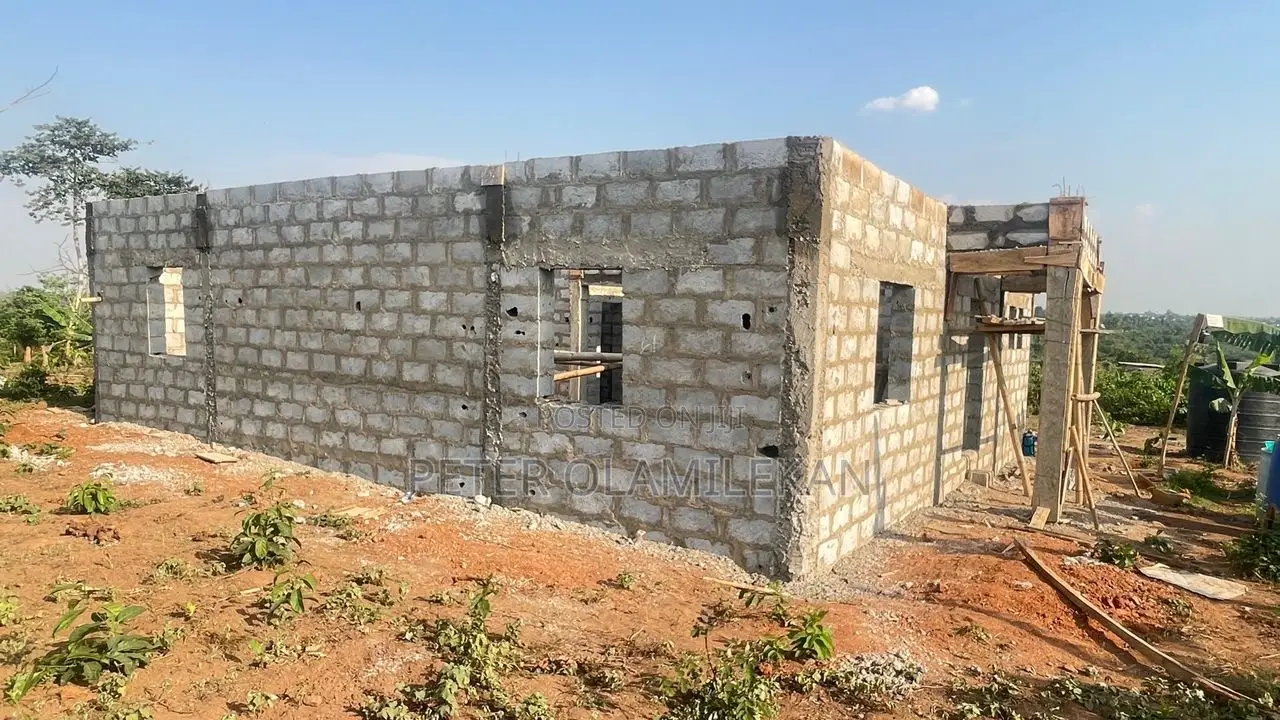 Building Contractor