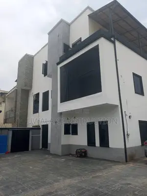 1bdrm Duplex in Idu Industrial for rent
