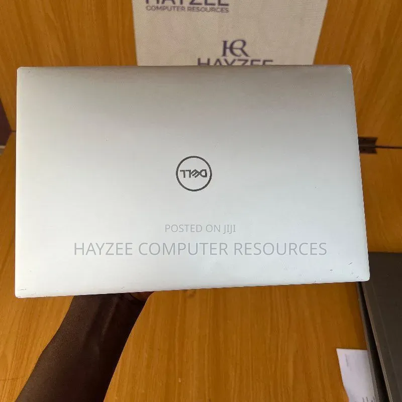 Laptop Dell XPS 15 9500 32GB Intel Core i9 SSD 512GB