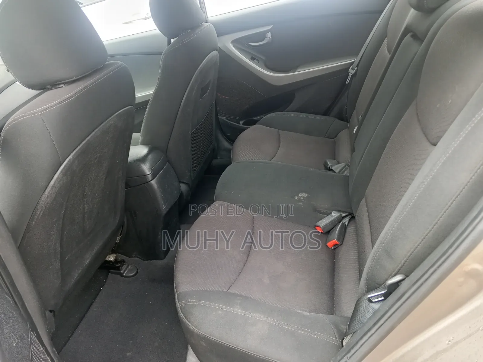 Hyundai Elantra 2016 Brown