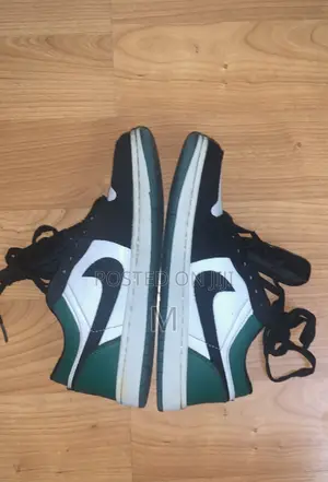 Nike Jordan 1 Low