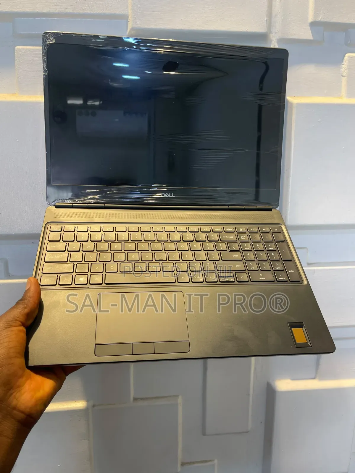 Laptop Dell Precision 15 7550 16GB Intel Core i7 SSD 512GB