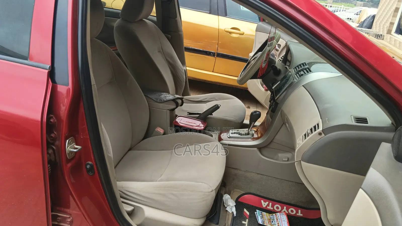 Toyota Corolla 2009 Red