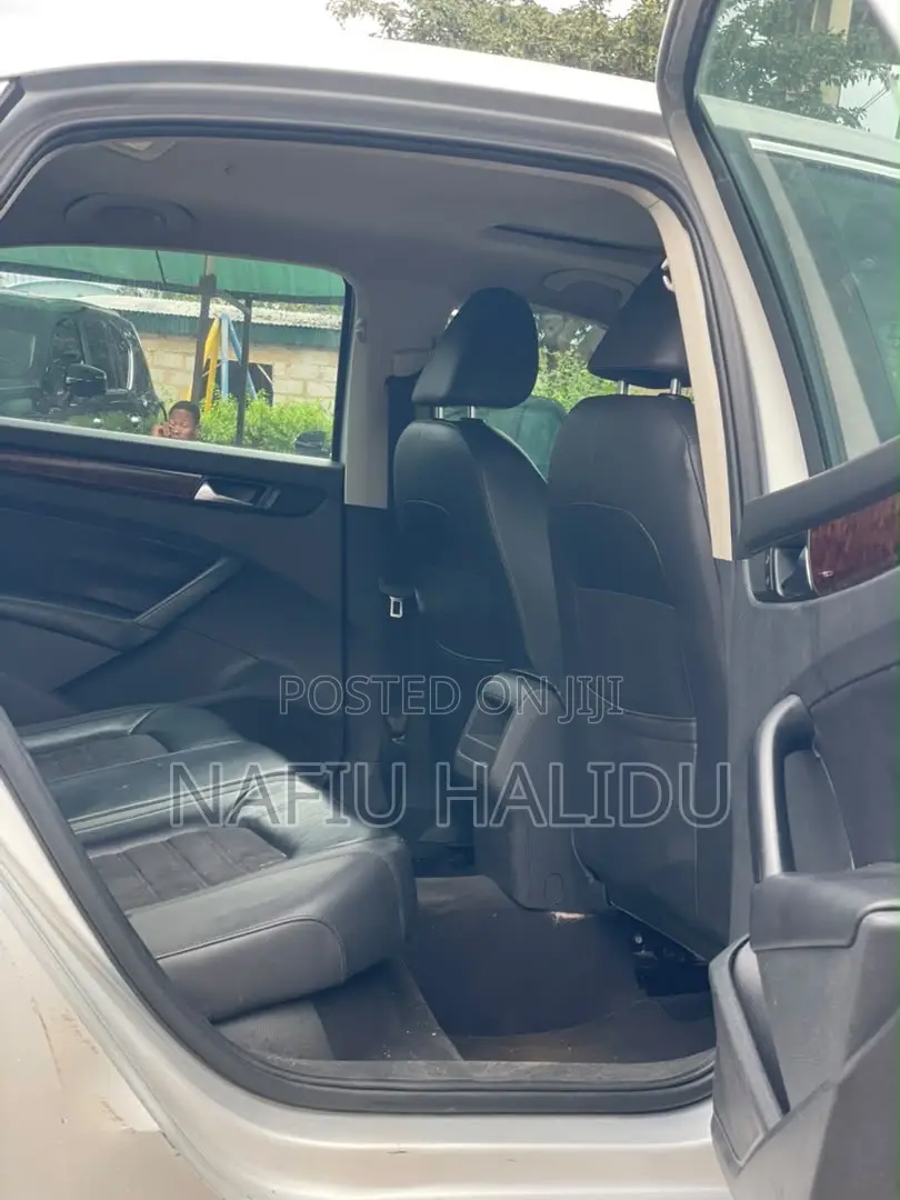 Volkswagen Jetta 2012 Silver