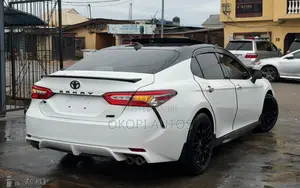 Toyota Camry 2020 White