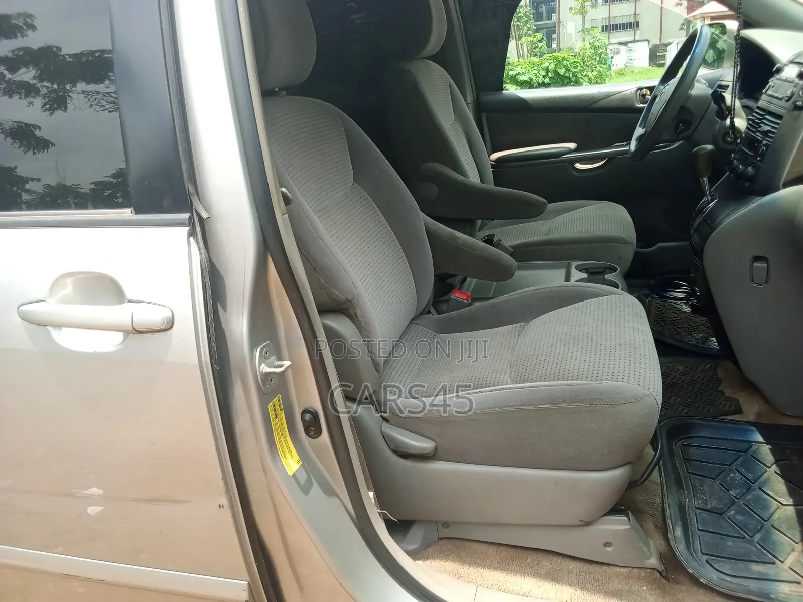 Toyota Sienna 2006 Silver