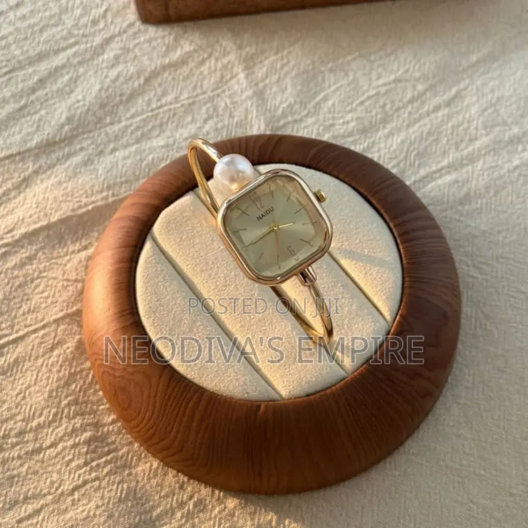 Naidu Bangle Watch