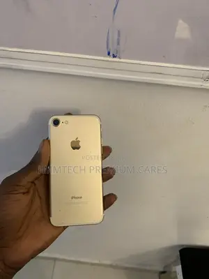 Apple iPhone 7 32 GB Gold