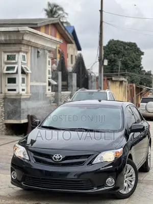 Toyota Corolla LE 4dr Sedan (1.8L 4cyl 4A) 2012 Black