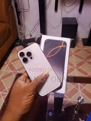 Apple iPhone 16 Pro 256 GB Rose Gold