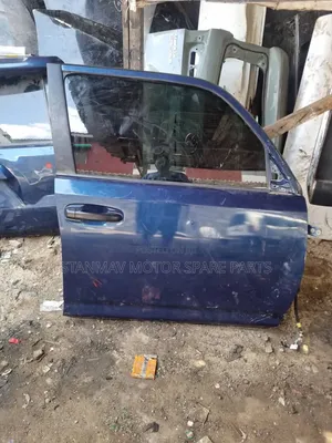4 Runner Boot and Door