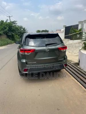 Toyota Highlander 2018 Green