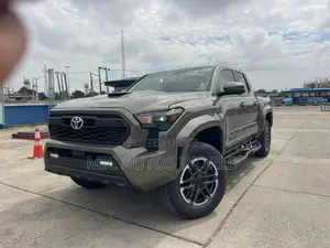 Toyota Tacoma 2024 Green