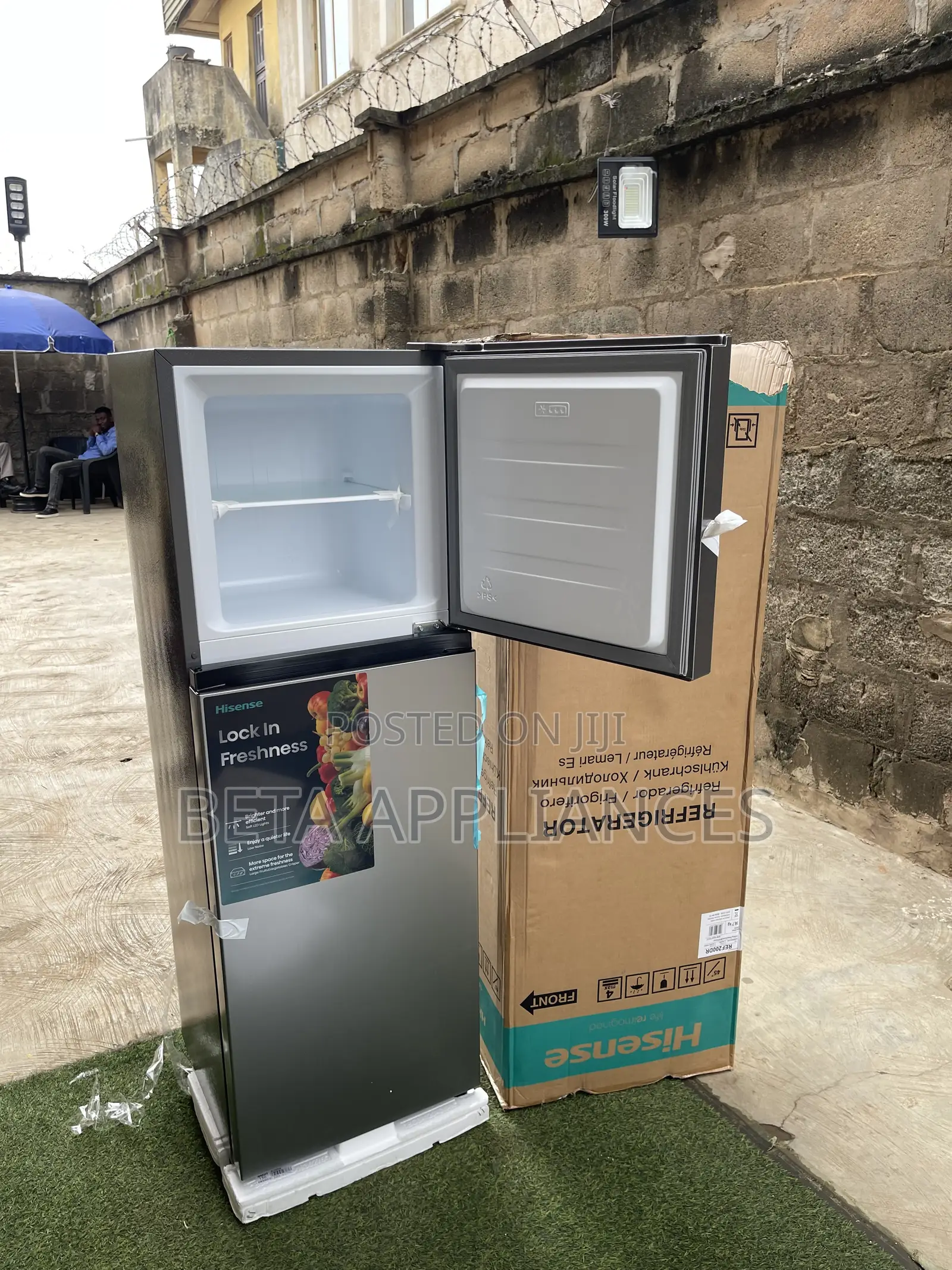 Hisense 200DR Silver Double Door Fridge Freezer