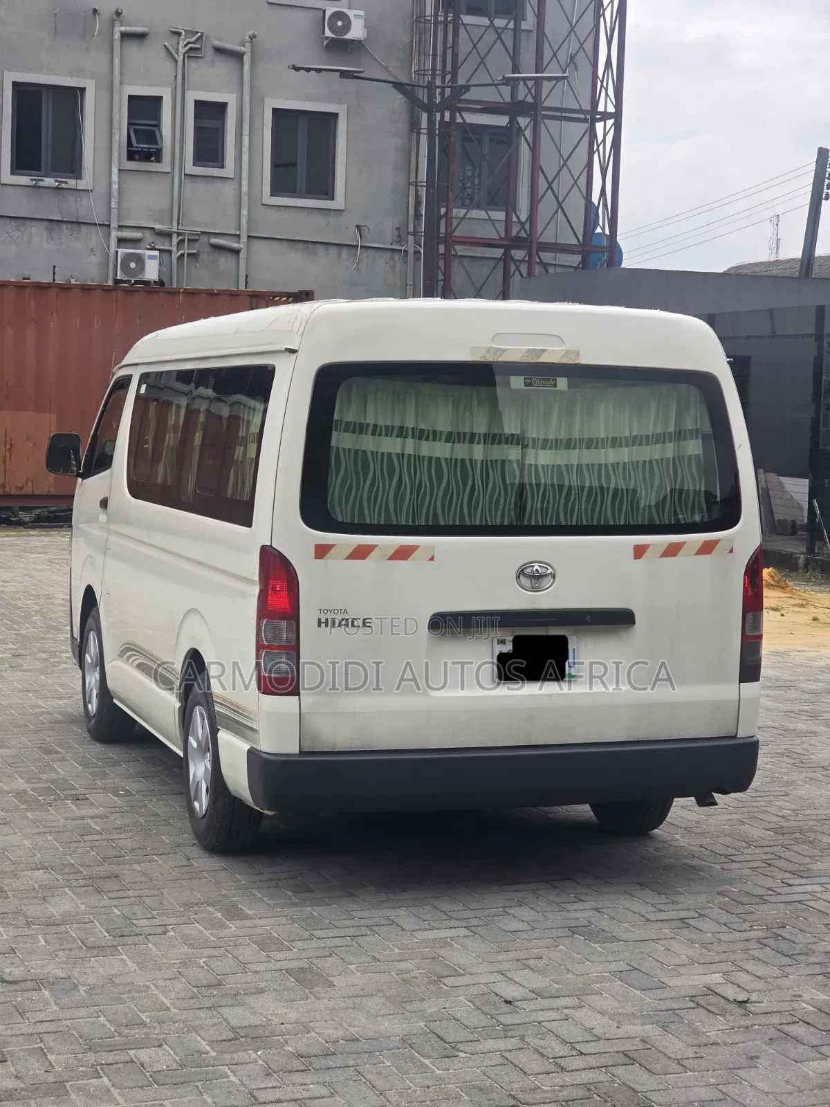 Toyota HiAce 2019 White