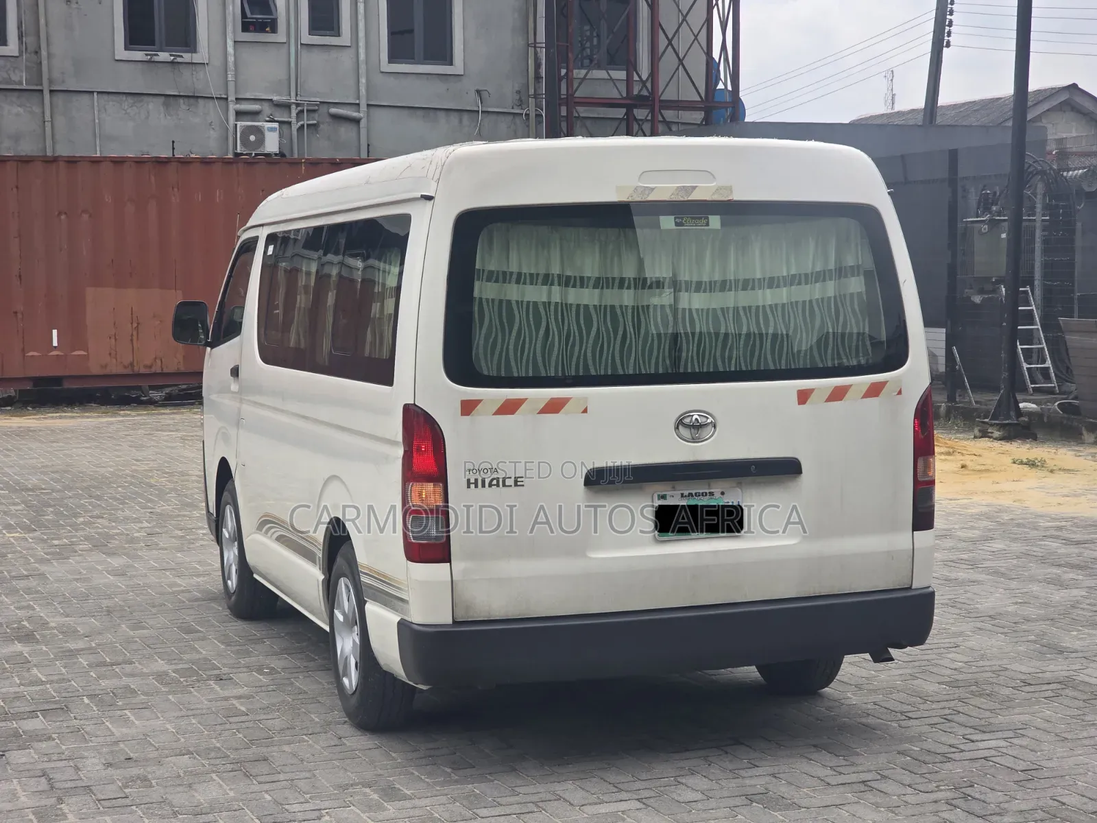 Toyota HiAce 2019 White