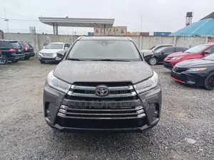 Toyota Highlander 2019 Gray