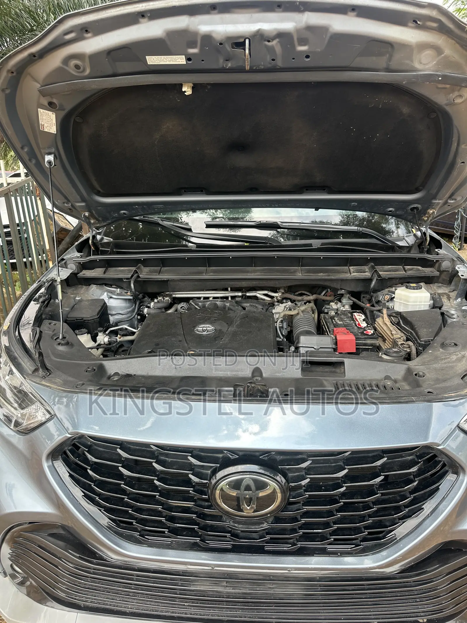 Toyota Highlander LE AWD 2020 Gray