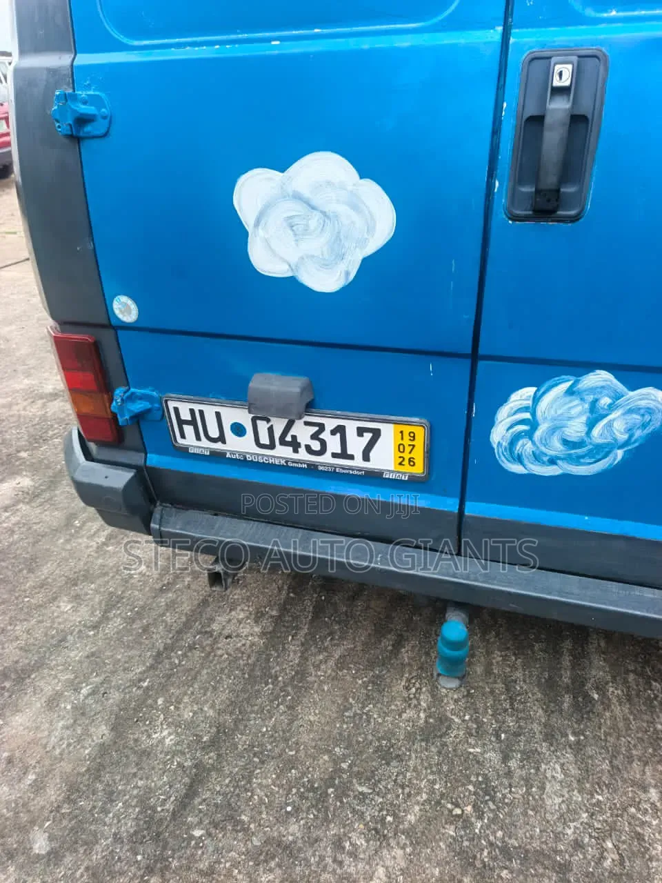 Bus 2003 Blue