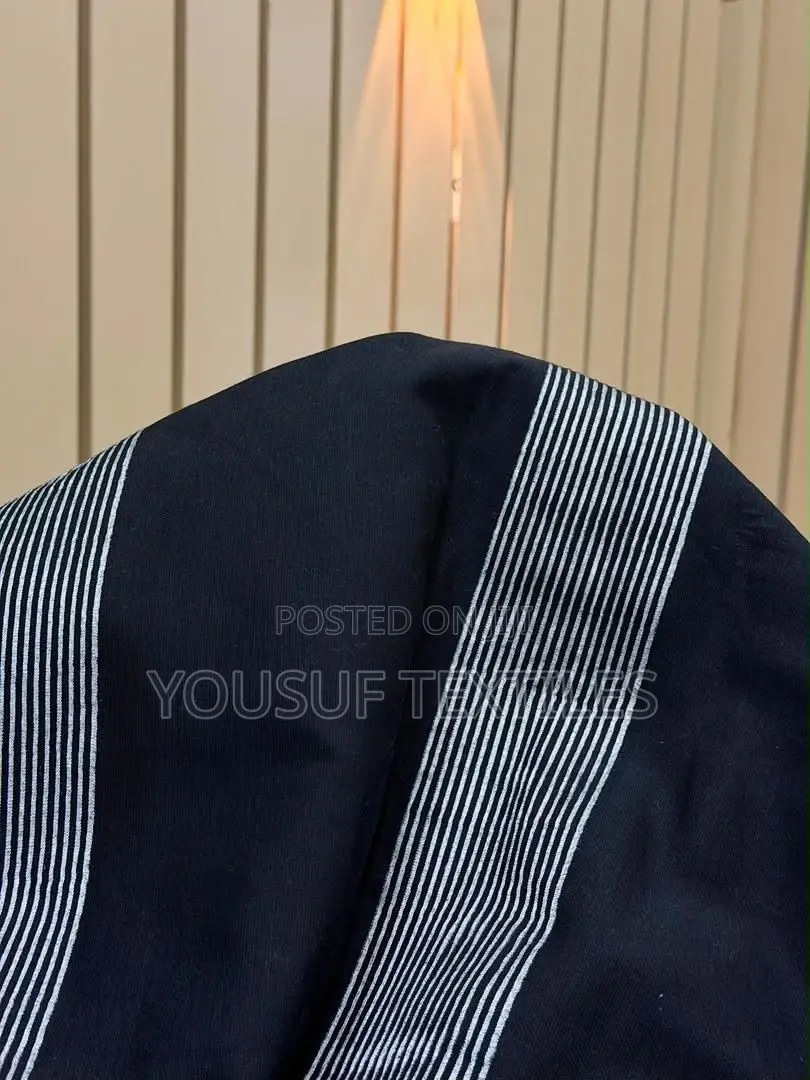 Exclusive Vanetey *Black White* 18,000 Per Yard