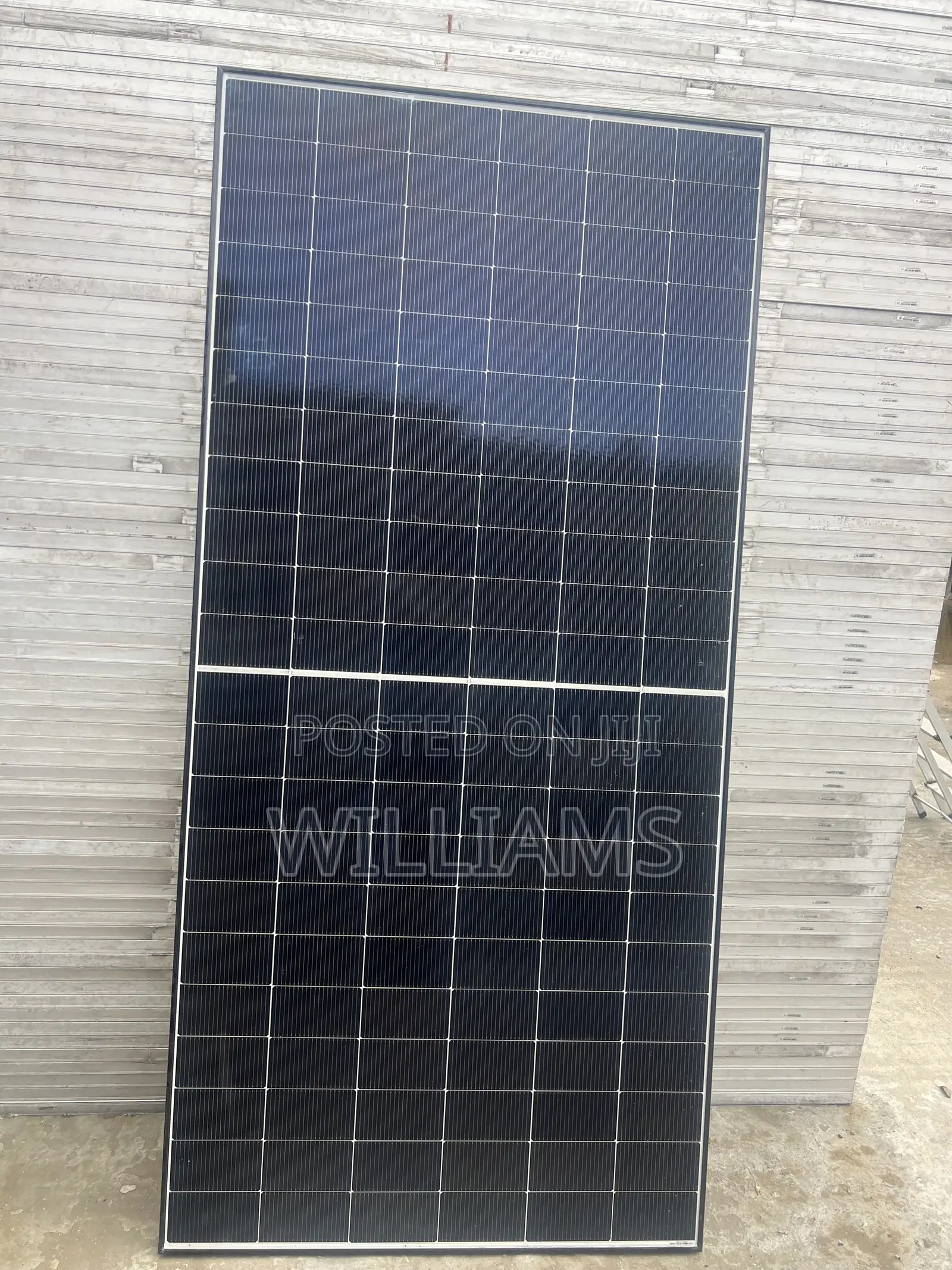 Solar Panels 650w