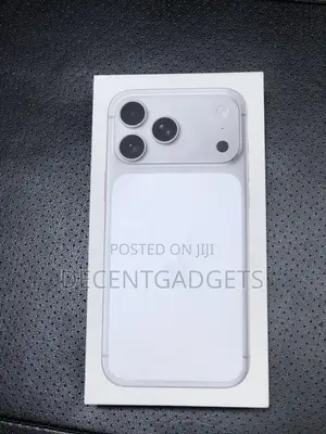 New Apple iPhone 17 Pro Max 256 GB White