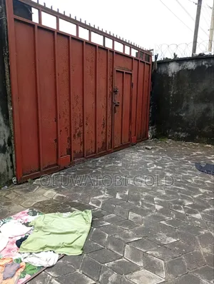5bdrm Bungalow in Hosanna Close, Rumurolu for sale