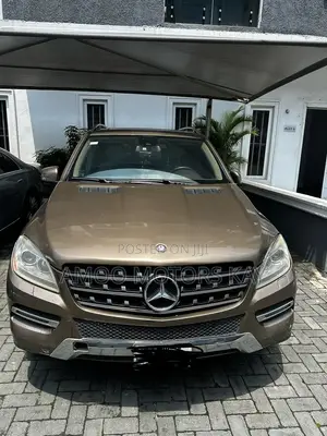 Mercedes-Benz M Class ML350 4MATIC 4dr SUV AWD (3.5L 6cyl 7A) 2015