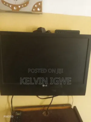LG TV 32inches
