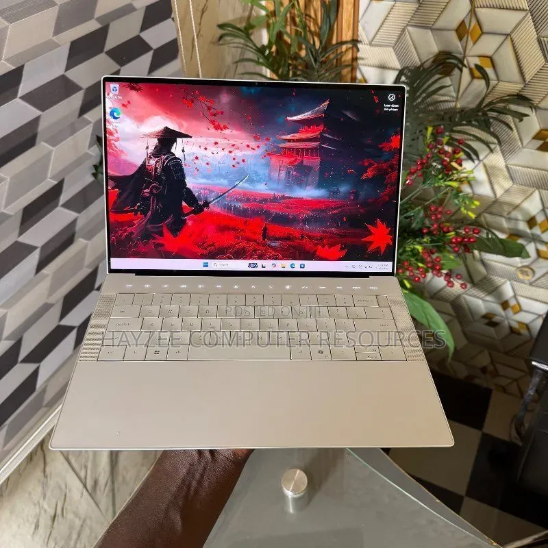 Laptop Dell XPS 14 9440 32GB Intel Core Ultra 7 SSD 1T