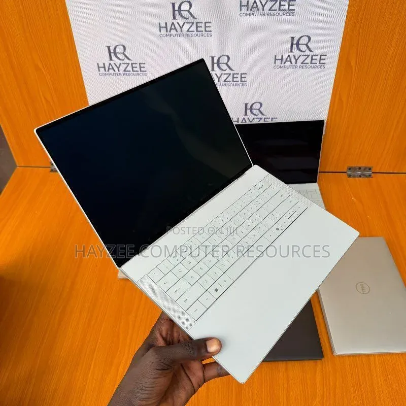 Laptop Dell XPS 14 9440 32GB Intel Core Ultra 7 SSD 1T