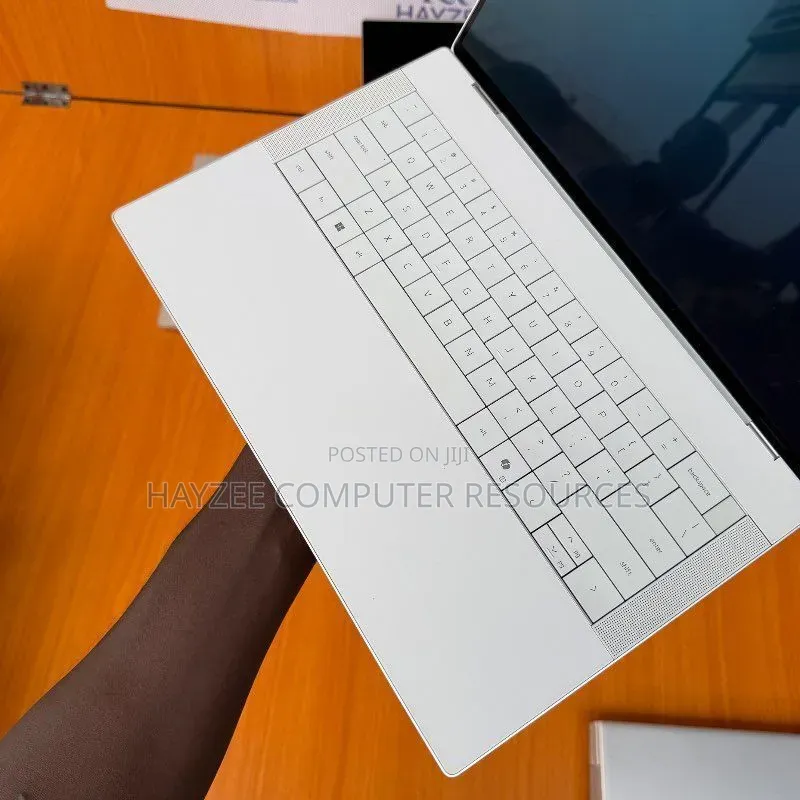 Laptop Dell XPS 14 9440 32GB Intel Core Ultra 7 SSD 1T