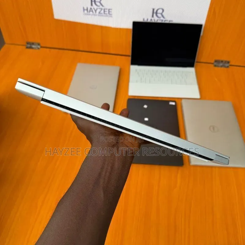 Laptop Dell XPS 14 9440 32GB Intel Core Ultra 7 SSD 1T