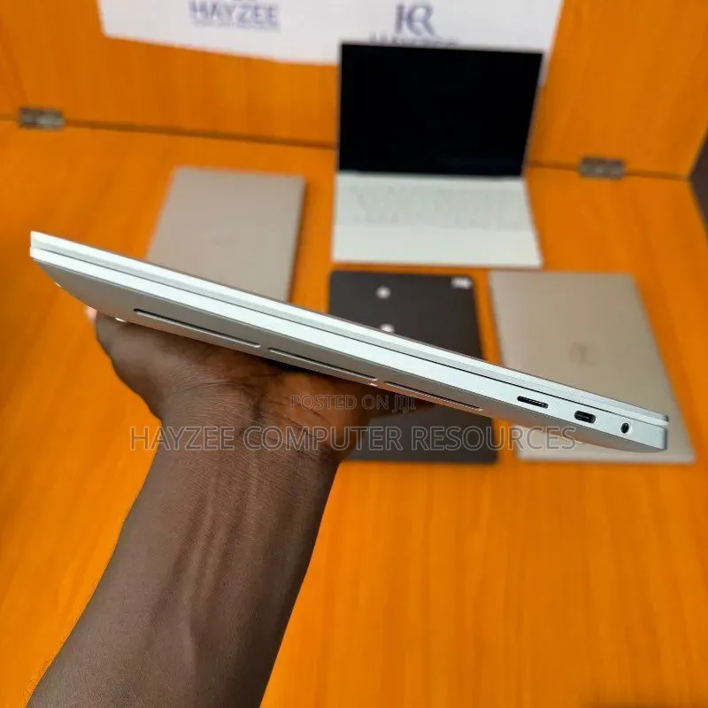 Laptop Dell XPS 14 9440 32GB Intel Core Ultra 7 SSD 1T